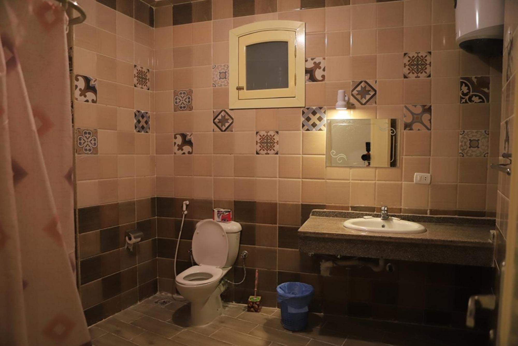 Amon Hotel Luxor Eksteriør billede