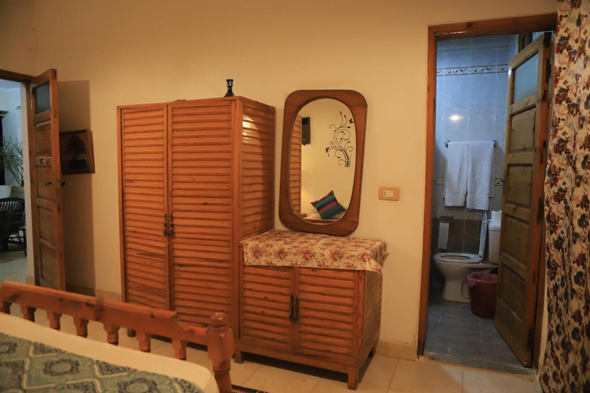 Amon Hotel Luxor Eksteriør billede