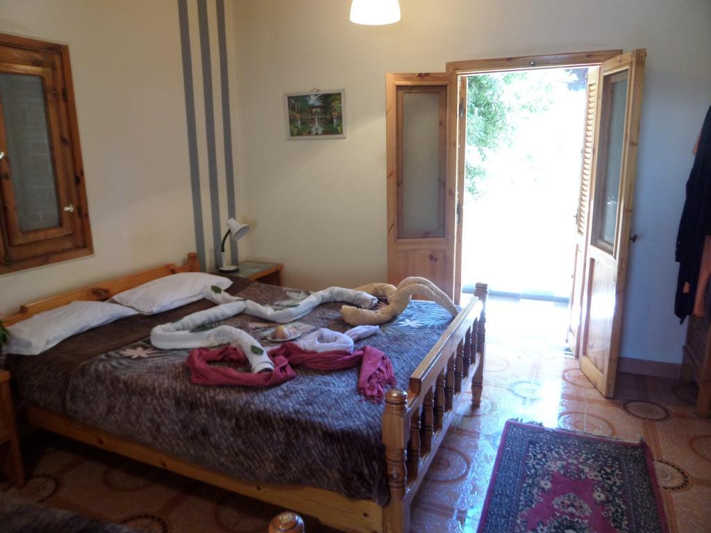 Amon Hotel Luxor Eksteriør billede