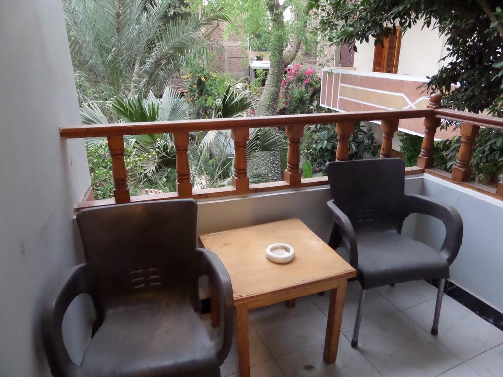 Amon Hotel Luxor Eksteriør billede