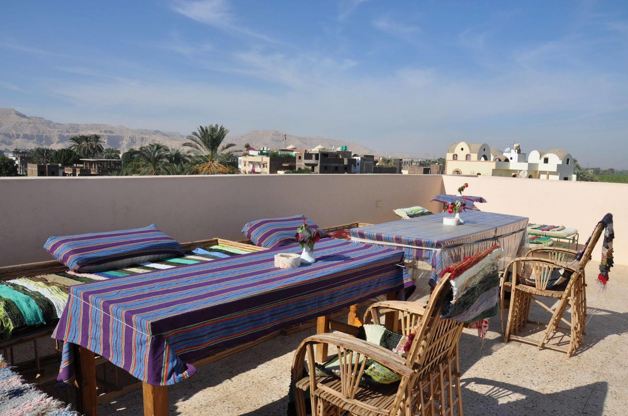 Amon Hotel Luxor Eksteriør billede